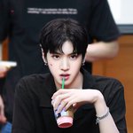 [펜타곤] 우석이 <b>인생</b><b>샷</b>이다