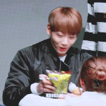 방탄 전정국.. ㅈㄴ짜 눈빛뭐냐고