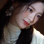 헐 줌 하는데 바지 안 입은거 모르고 일어나버렷ㄱ