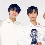 [NCT즌] 젠오 블루블랙 다시 덮었나? 머리자르면서