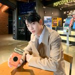 [TXT] 이거 누가봐도 아이폰 기카잖아