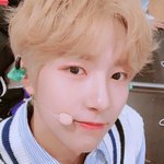 [NCT즌] 황인준 <b>백발</b>같은금발하고