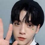 [TXT] 눈 왜케 빤짝거려