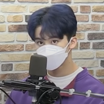 [NCT즌] 이 남성의 마스크 안에 들어가고<b>잡다</b>