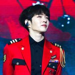 본진 제복짤 좀 나누자!