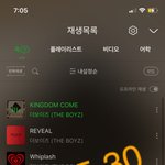 집에있는 라디오로 경청들으면서 <b>전자</b>기기로는 스밍하면서 숙제하는중