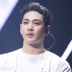 성공한 경호<b>실장</b> 느낌의 男돌