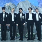 [TXT] 근데 이거 왼쪽가슴에 찢어진거야??