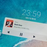 [스키즈] 폰으로 브이앱 보고 패드로 스밍 중 ㅎㅎ
