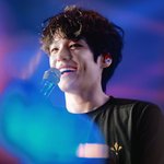 덩달아 기분 <b>전환</b>되는 웃상 男돌