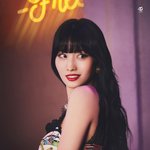 모모 약간 천<b>서진</b>같다