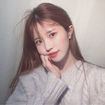 <b>송하</b>빵너무이뻐