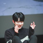 연속촬영을 부르는 <b>발랄</b> 아이돌