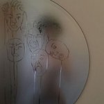 [댓글부탁해] 나 <b>전학</b>와서 왕따 당하고 있어