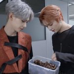딴얘기이긴한데<b>이용복</b>브라우니먹을때