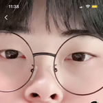 <b>승빈</b> 이때는 되게 다르게 생겼네