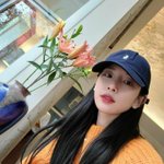 <b>설아</b> 언니 셀카를 보면 기분이