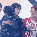 더보이즈 <b>선우</b>랑 최강창민 껴안음