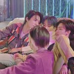 [NCT즌] 킹받게 <b>촬영</b>중에 지 애인 손목 잡기..