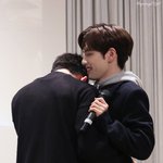 [댓글부탁해] 그 박물관에서 <b>설명</b>해주는 사람
