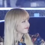 <b>리사</b> 이머리 다시하면 안되나