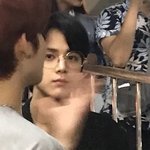 [더보이즈] 영훈이는 안경이 진짜 잘어울리는듯