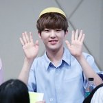[세븐틴] 호시 <b>이</b> 두 사진 진짜 똑같아
