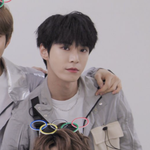[NCT즌] 쟤도 함 보고 잘<b>랫</b>는데