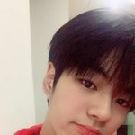 [ㅈㄱㄴ] 졸사 <b>전신</b>샷 찍을때 신발 신고 찍음?