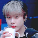 아스트로 윤산하가