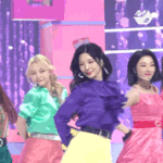 [로켓펀치] M2<b>연희</b> 보라노랑의상 나만 대단하다 생각해?