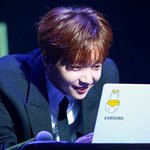 <b>덕후</b> 심장 살살 녹이는 男돌