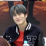 [NCT즌] <b>낮잠</b> 부르는 김젱우를 바라보는 정ㅈㅒ혅을 보세요