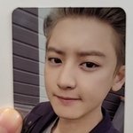 <b>찬열</b> 눈은 조카 이쁘다