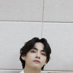 뷔 개세게 생김