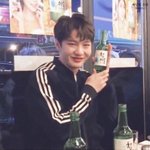 [BTOB] 이창섭은 마카롱<b>웃음</b>이라 불리잖아