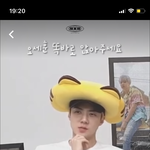 <b>세훈</b> 유튜브에 떠서 봤는데 조카웃겨