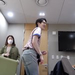 [펜타곤] 아 신원이 저 어정쩡한