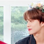[NCT즌] 야 김정우는 왜 <b>옆사람</b>을 이런 눈빛으로 쳐다보냐