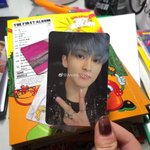 [NCT즌] 아 <b>진</b>ㅋ자 개눈물남 이마크 포카 개이뻐