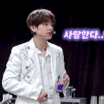 나 뷔 너무 좋아하나<b>봄</b>..