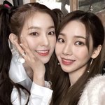 와 아이린 카리나 셀카 <b>합성</b>인데 개자연스럽다