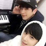 유튜브 조회수 기계 돌리는 아이돌