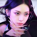 [모두드루와] 오늘자 카리나 <b>용안</b> 보고가셈