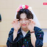 <b>노아</b> 웃는거 왜케 설레냐