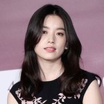 33세 <b>태연</b>, 35세 효주.jpg