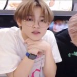 [NCT즌] 종천러 안경에 <b>베레모</b> 씌우는 생각