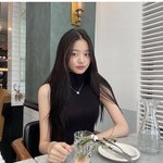 [댓글부탁해] 진짜 구라 안치고 프리지아인 줄 <b>알음</b>