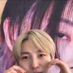 [모두드루와] <b>런쥔</b>이 이 사진 왤케 규현 같냐 ㅋㅋㅋㅋㅋㅋㅋㅋㅋㅋㅋㅋ