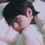 <b>김뷔</b> 잘자